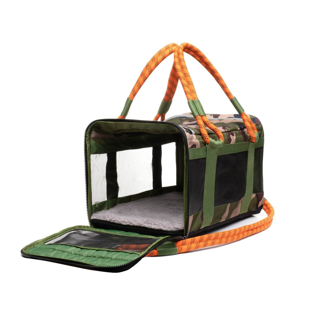 OUT-OF-OFFICE PET CARRIER