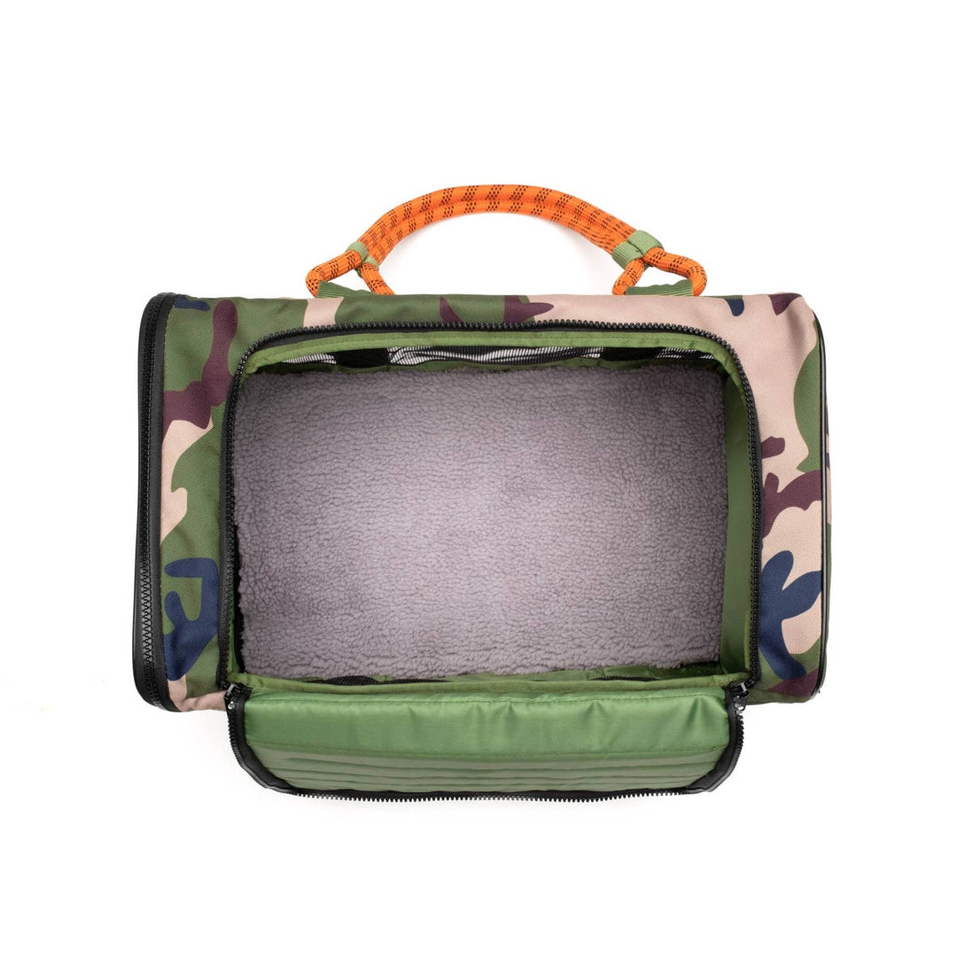 OUT-OF-OFFICE PET CARRIER